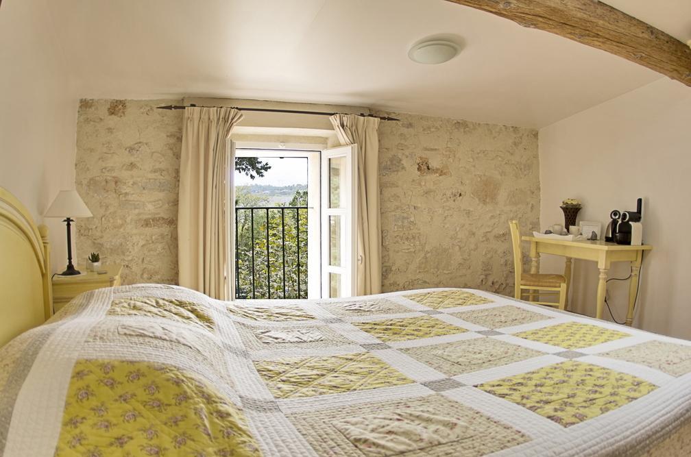 L'Abri Du Poete Bed & Breakfast Besse-sur-Issole Room photo